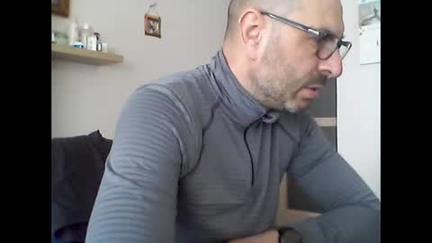 sexualman1900 online show from 02-19-25, 09:39