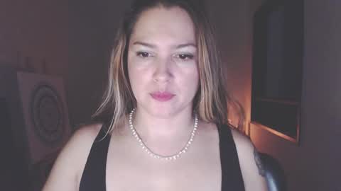 CHIARA   online show from 01-05-25, 01:24