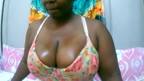 sexxi_ebony online show from 11-10-25, 09:47