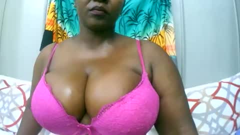 sexxi_ebony online show from 12-18-25, 04:13
