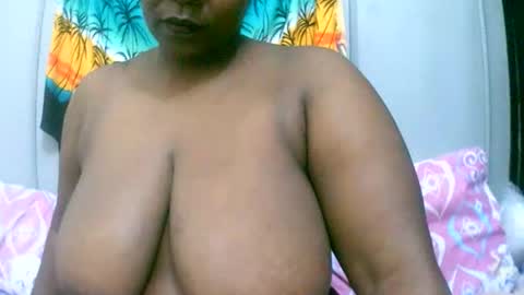 Snapshot of sexxi_ebony chatting on 02-20-26, 03:58 sexxi_ebony online show from 02-20-26, 03:58