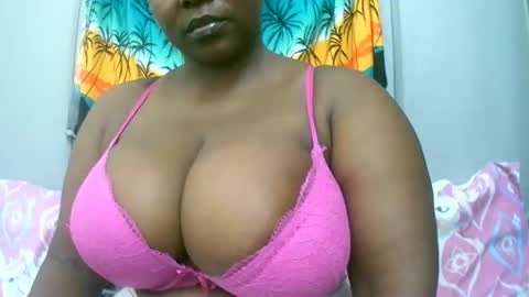 Snapshot of sexxi_ebony chatting on 02-21-26, 05:30 sexxi_ebony online show from 02-21-26, 05:30