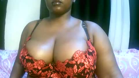 Snapshot of sexxi_ebony chatting on 03-26-26, 07:08 sexxi_ebony online show from 03-26-26, 07:08