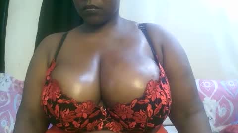 Snapshot of sexxi_ebony chatting on 04-01-26, 09:43 sexxi_ebony online show from 04-01-26, 09:43