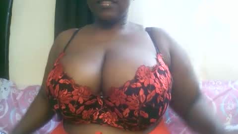 Snapshot of sexxi_ebony chatting on 04-01-26, 01:41 sexxi_ebony online show from 04-01-26, 01:41