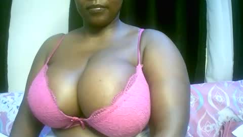 Snapshot of sexxi_ebony chatting on 04-02-26, 01:47 sexxi_ebony online show from 04-02-26, 01:47