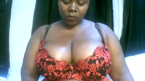 Snapshot of sexxi_ebony chatting on 04-23-26, 01:57 sexxi_ebony online show from 04-23-26, 01:57