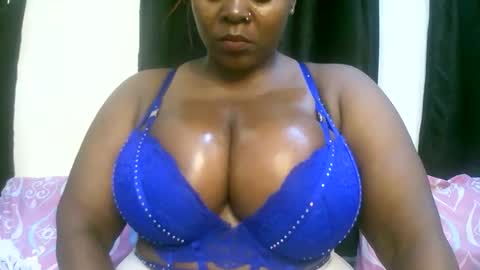 Snapshot of sexxi_ebony chatting on 05-09-26, 08:58 sexxi_ebony online show from 05-09-26, 08:58