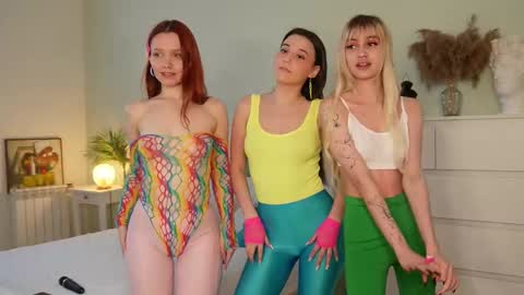 Hannah Monica Annie Andrea Eva Lina online show from 02-09-25, 08:54