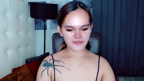 sexxxy_caroline online show from 01-06-25, 11:40