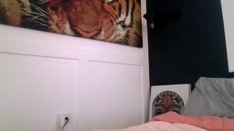 sexxxyvibes online show from 12-22-25, 05:32