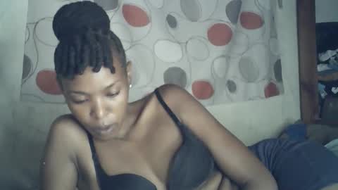 Snapshot of sexxy_curvy23 chatting on 02-17-26, 03:36 sexxy_curvy23 online show from 02-17-26, 03:36