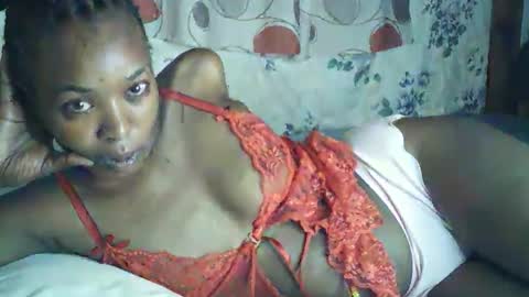 Snapshot of sexxy_curvy23 chatting on 03-29-26, 04:12 sexxy_curvy23 online show from 03-29-26, 04:12