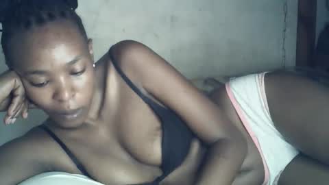 Snapshot of sexxy_curvy23 chatting on 04-05-26, 03:26 sexxy_curvy23 online show from 04-05-26, 03:26