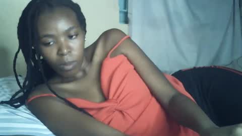 Snapshot of sexxy_curvy23 chatting on 07-05-26, 04:19 sexxy_curvy23 online show from 07-05-26, 04:19