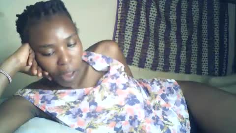 Snapshot of sexxy_curvy23 chatting on 08-04-26, 06:32 sexxy_curvy23 online show from 08-04-26, 06:32