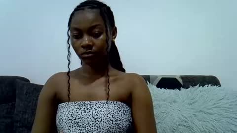 Snapshot of sexxy_divaa chatting on 06-16-26, 07:16 vicky online show from 06-16-26, 07:16