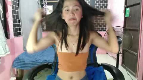 sexxy_emz online show from 10-01-25, 01:22