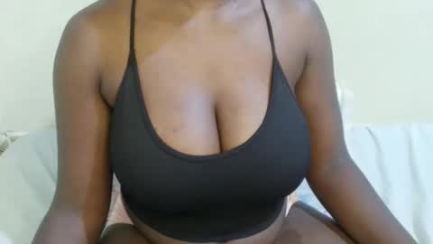 sexxy_maya1 online show from 04-30-26, 10:58