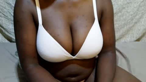 sexxy_maya1 online show from 06-23-26, 06:39