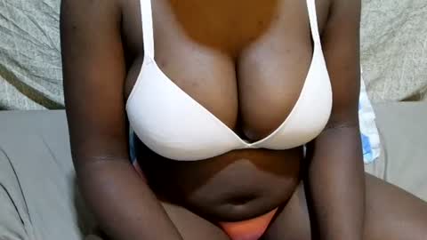 sexxy_maya1 online show from 06-24-26, 07:40