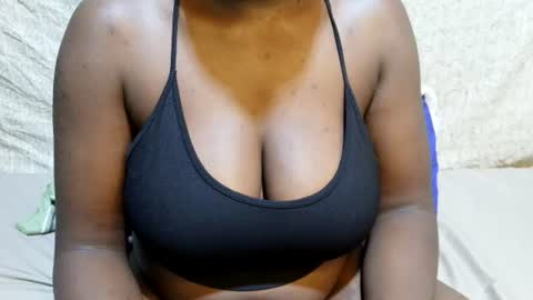 sexxy_maya1 online show from 06-30-26, 12:06