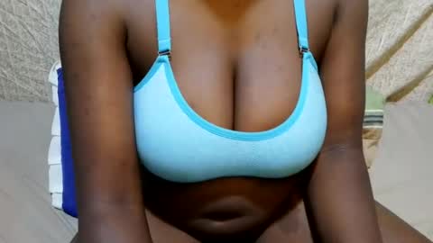 sexxy_maya1 online show from 07-11-26, 02:31