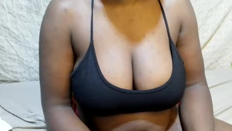 sexxy_maya1 online show from 07-23-26, 06:00