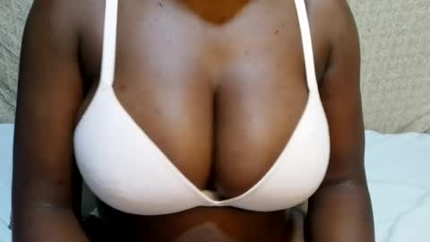 sexxy_maya1 online show from 07-30-26, 09:14