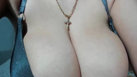 Snapshot of sexxymeriemm chatting on 02-25-25, 05:58 sexxymeriemm online show from 02-25-25, 05:58