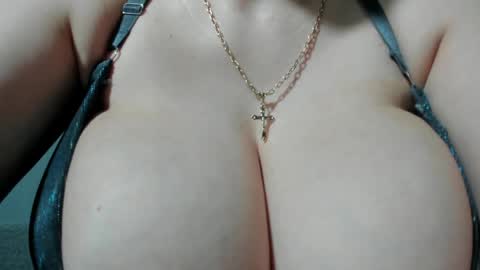 sexxymeriemm online show from 05-11-26, 12:44