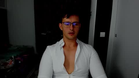 Sexxymuscles4U online show from 10-07-25, 11:51
