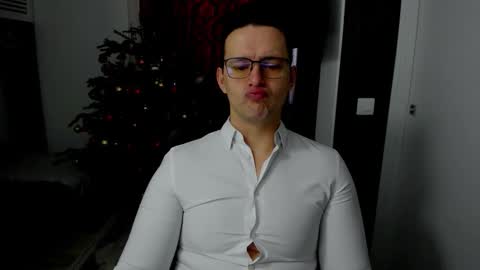 Sexxymuscles4U online show from 01-13-26, 07:24