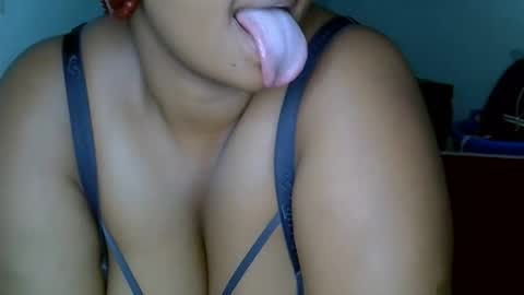 sexxyneil_ online show from 09-29-25, 10:14