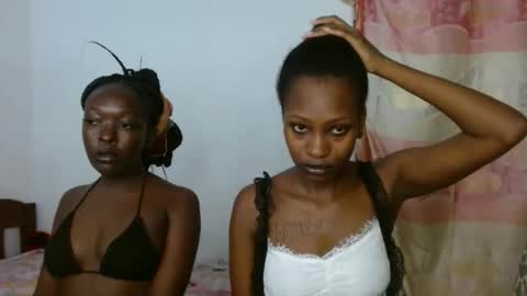 sexxypixie online show from 04-25-26, 10:07