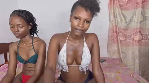 sexxypixie online show from 04-27-26, 11:52