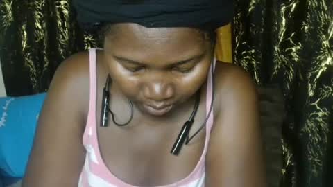 Snapshot of sexxypritty chatting on 07-28-26, 05:45 sexxypritty online show from 07-28-26, 05:45