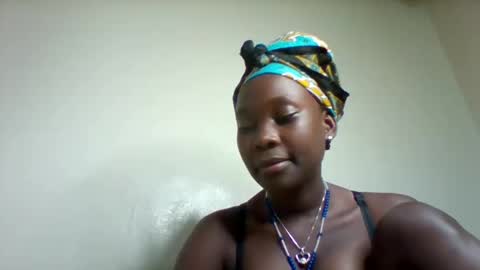 Snapshot of sexxyvajaina chatting on 02-06-25, 12:54 sexxyvajaina online show from 02-06-25, 12:54