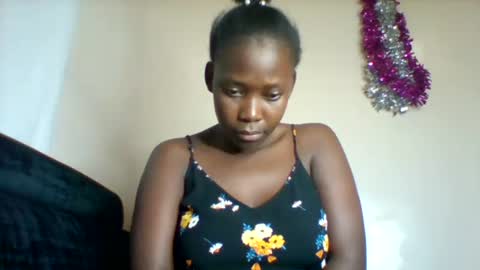 Snapshot of sexxyvajaina chatting on 09-22-25, 01:51 sexxyvajaina online show from 09-22-25, 01:51