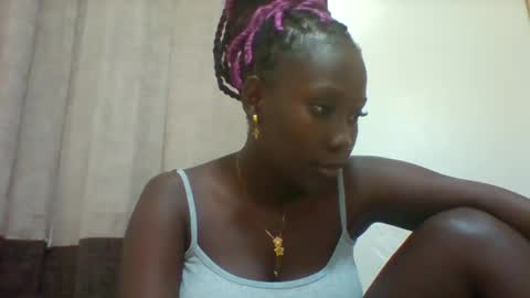 Snapshot of sexxyvajaina chatting on 11-13-25, 07:02 sexxyvajaina online show from 11-13-25, 07:02