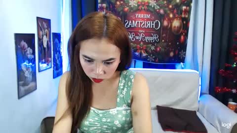 Snapshot of sexxywild_asiants4uxxx chatting on 12-27-24, 03:20 Jessica online show from 12-27-24, 03:20