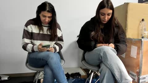 Ana  Rusakova online show from 12-17-25, 08:20