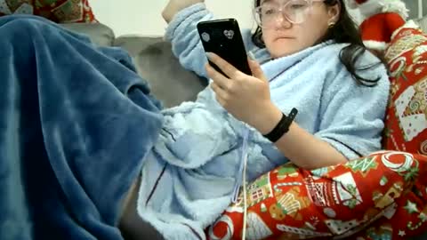 Snapshot of sexy_angelin4 chatting on 01-11-25, 04:59 Angelina Spencer online show from 01-11-25, 04:59