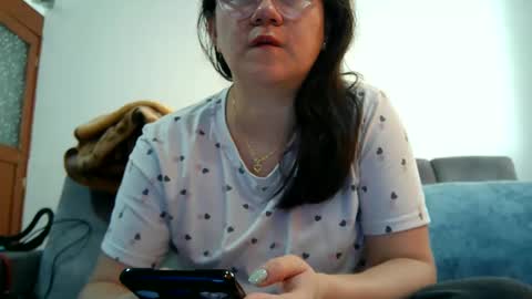 Snapshot of sexy_angelin4 chatting on 01-14-25, 08:37 Angelina Spencer online show from 01-14-25, 08:37