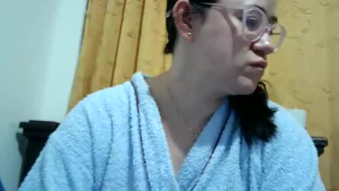 Snapshot of sexy_angelin4 chatting on 01-26-25, 11:39 Angelina Spencer online show from 01-26-25, 11:39