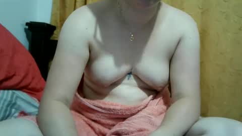 Snapshot of sexy_angelin4 chatting on 02-02-25, 11:53 Angelina Spencer online show from 02-02-25, 11:53