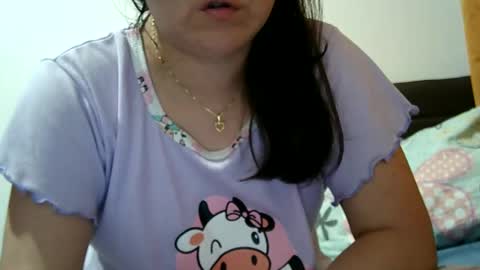 Snapshot of sexy_angelin4 chatting on 02-24-25, 04:27 Angelina Spencer online show from 02-24-25, 04:27