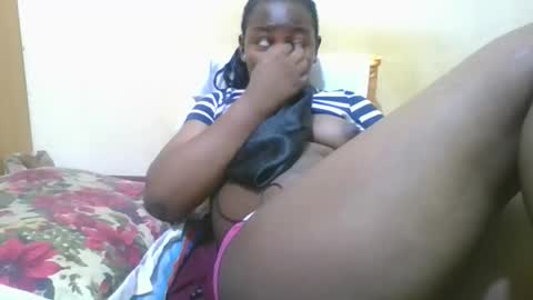 Snapshot of sexy_ariana90 chatting on 11-26-25, 08:21 Reshia online show from 11-26-25, 08:21