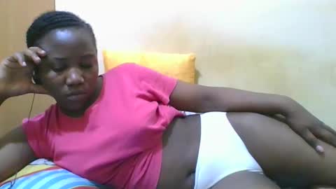 Snapshot of sexy_ariana90 chatting on 01-06-26, 05:44 Reshia online show from 01-06-26, 05:44