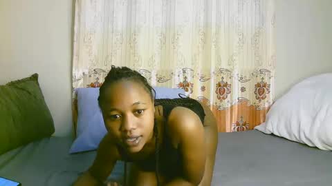 Snapshot of sexy_ariana_2 chatting on 02-27-25, 04:43 Ariana online show from 02-27-25, 04:43